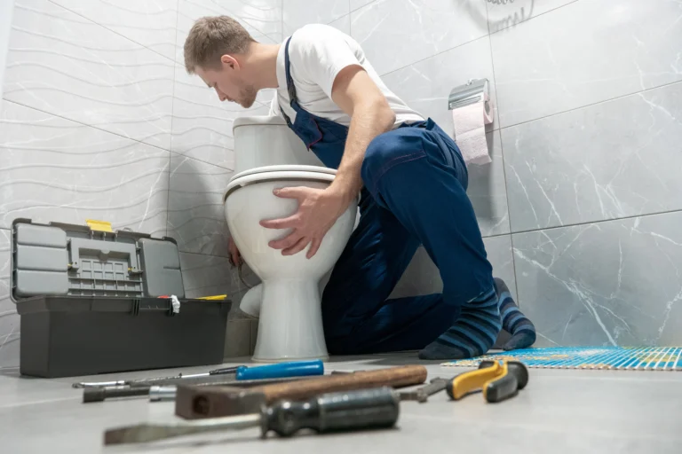 Toilet Repair in East Windsor NJ | R.A. Nichols Plumbing, Heating & Cooling